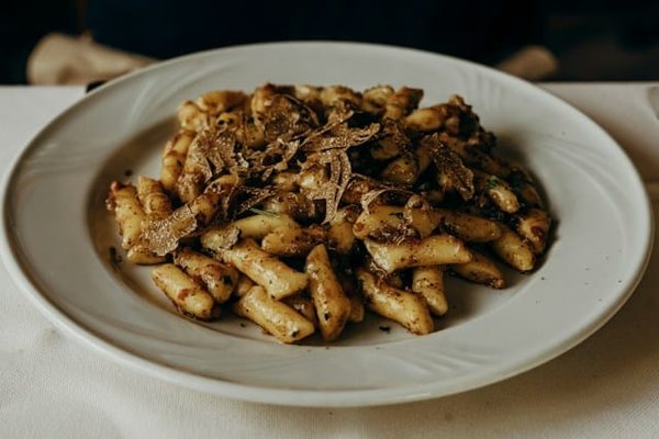 La Recette de la Sauce Périgourdine: Un Voyage Culinaire en Dordogne